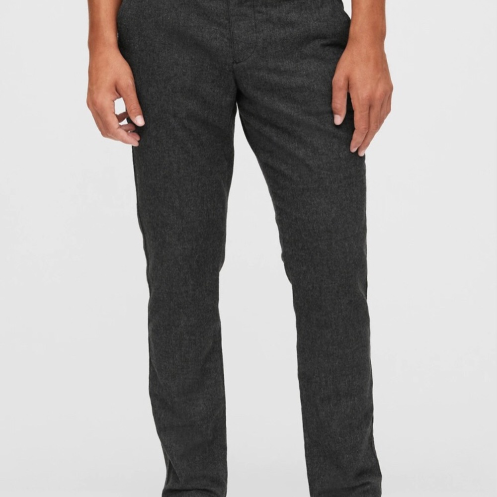 Gap patterned slacks